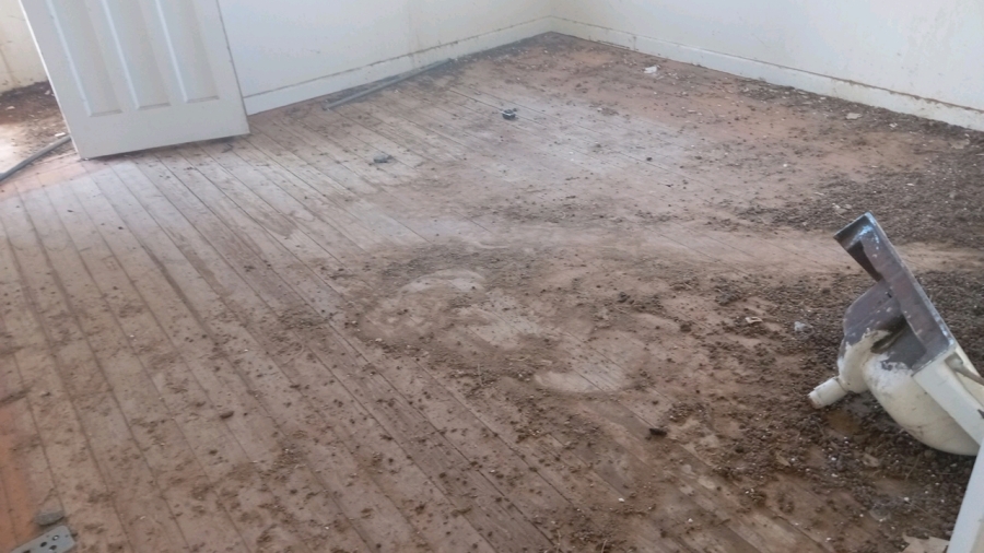 2 Bedroom Property for Sale in Aberdeen Eastern Cape